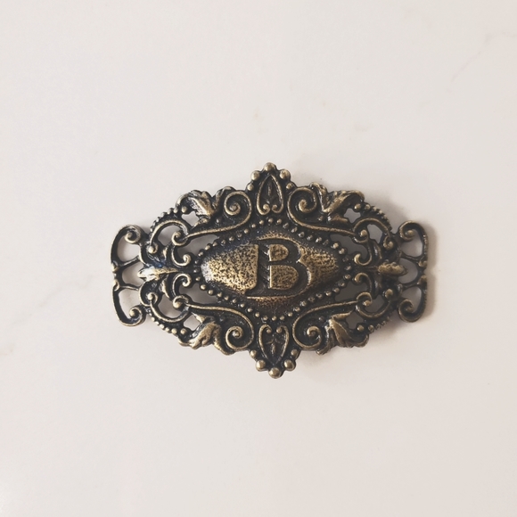 Lenny & Eva large "B" statement for bracelet - Picture 1 of 2